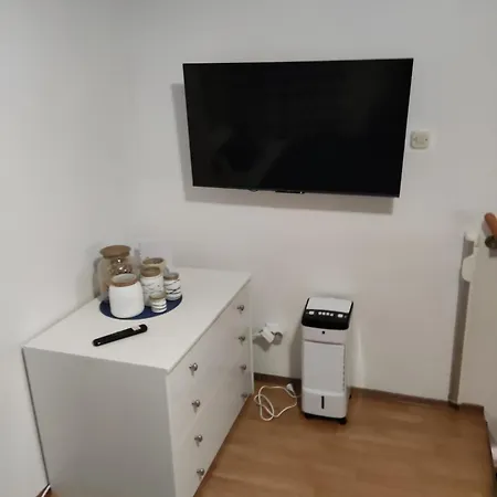 Mirta 1 Duga Uvala Krnica